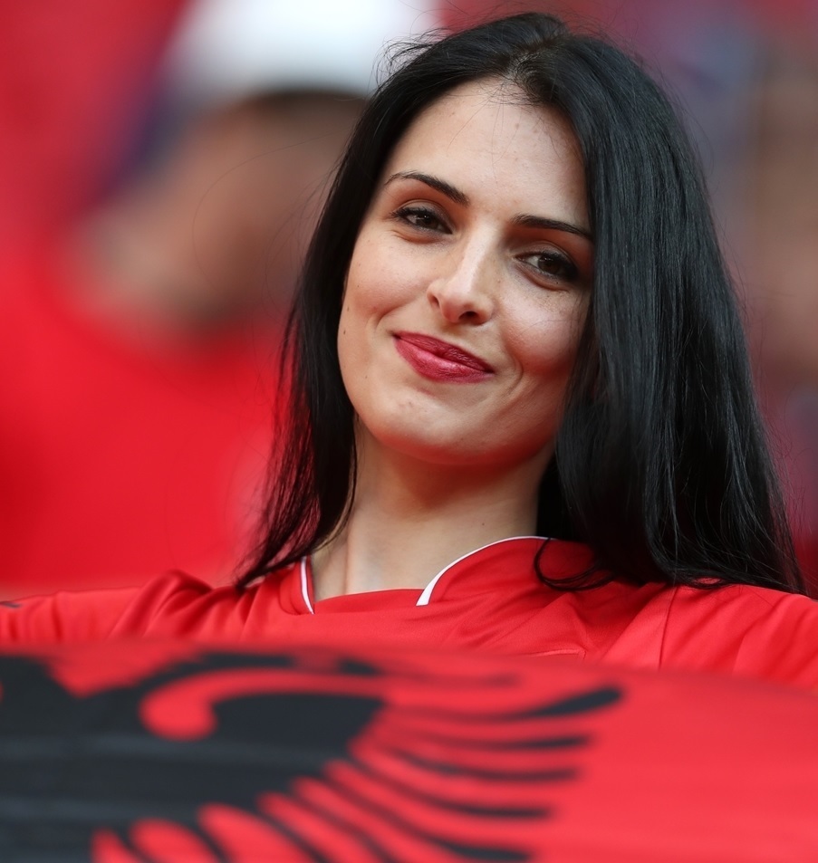 アルバニア 美人