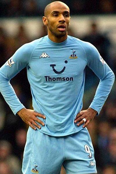 Tottenham-Hotspur-03-04-Kappa-second-kit-Frédéric-Kanouté.jpg