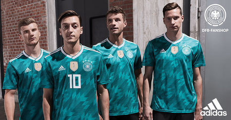 ドイツ代表、2018年adidasワールドカップ用アウェイモデル、正式