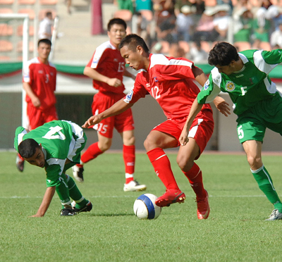 080602トルクメニスタン0-0北朝鮮.jpg
