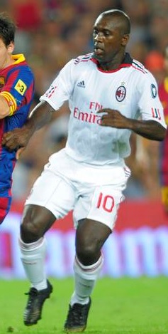 AC-Milan-2010-2011-adidas-second-kit-Clarence-Seedorf.jpg