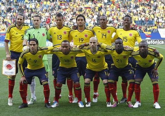 Colombia-11-12-adidas-home-kit-yellow-navy-red-line-up.JPG