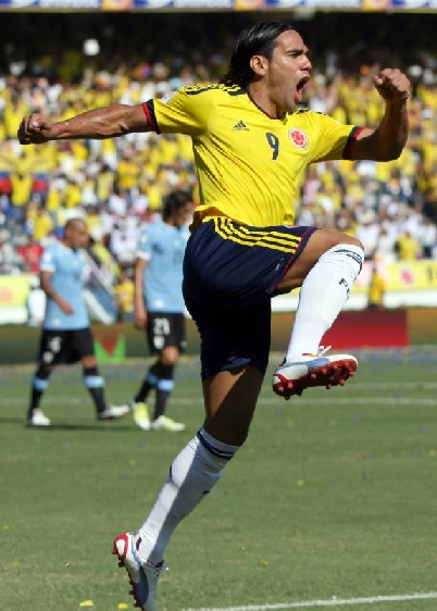 Colombia-11-13-adidas-home-kit-yellow-navy-white.jpg