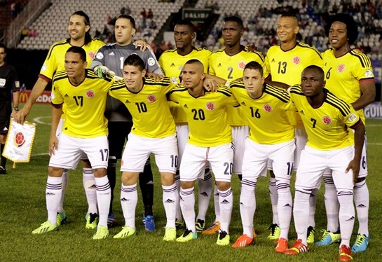 Colombia-11-13-adidas-home-kit-yellow-white-white-line-up.jpg