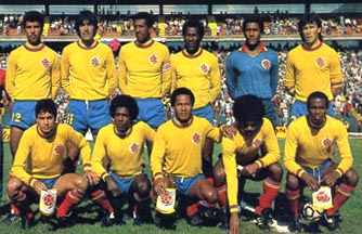 Colombia-85-unknown-away-kit-yellow-blue-red-line up.JPG
