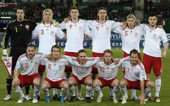 Denmark-10-11-adidas-away-kit-white-red-white-pose.JPG