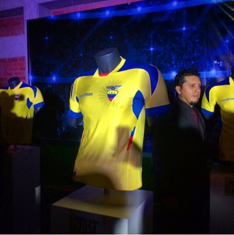 Ecuador-2014-marathon-new-home-kit-4.jpg