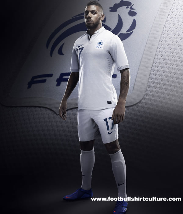 France-12-13-NIKE-new-away-shirt-6.jpg