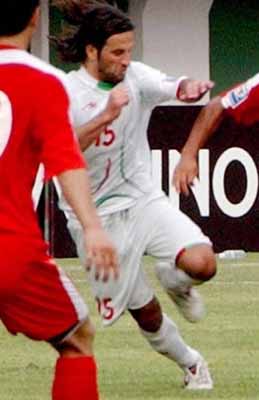 Iran-09-Merooj-uniform-white-white-white.JPG