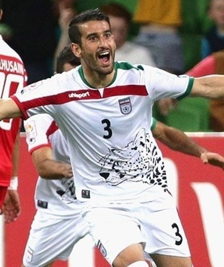 Iran-2015-uhlsport-Asian-Cup-home-kit.jpg