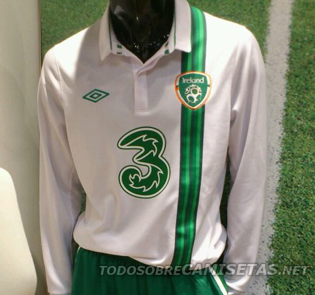 Ireland-12-UMBRO-new-away-shirt-1.jpg