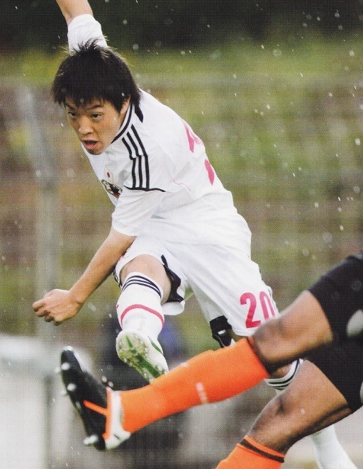 Japan-12-adidas-U23-Toulon-away-kit-Yoshiyuki-Takagi.jpg
