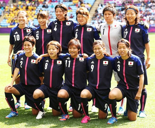 祝 アジア大会優勝 なでしこジャパン サッカー女子日本代表 歴代ユニフォーム Japan Women S National Football Team Kit Chronicle Football Shirts Voltage Com サッカー各国代表 クラブユニフォーム