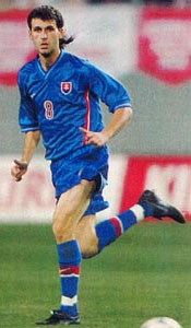 Kirin Cup 2000-Slovakia.JPG