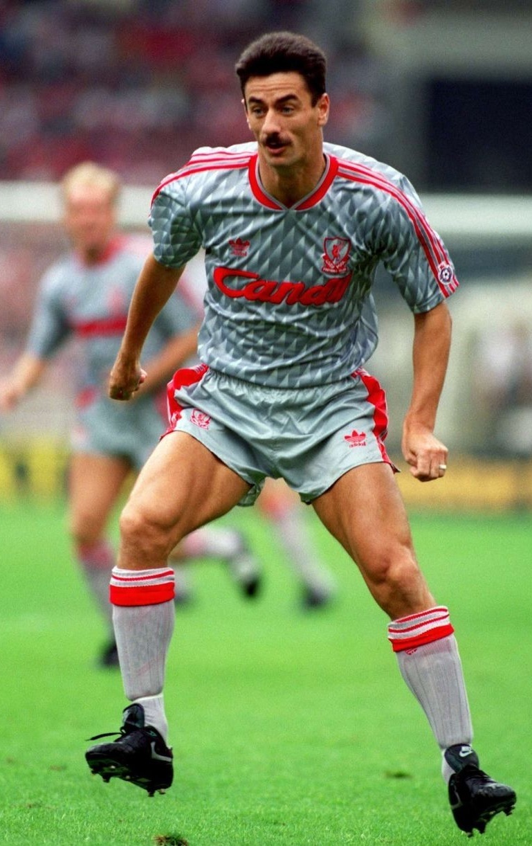 Liverpool-1990-91-adidas-away-kit-Ian-Rush.jpg