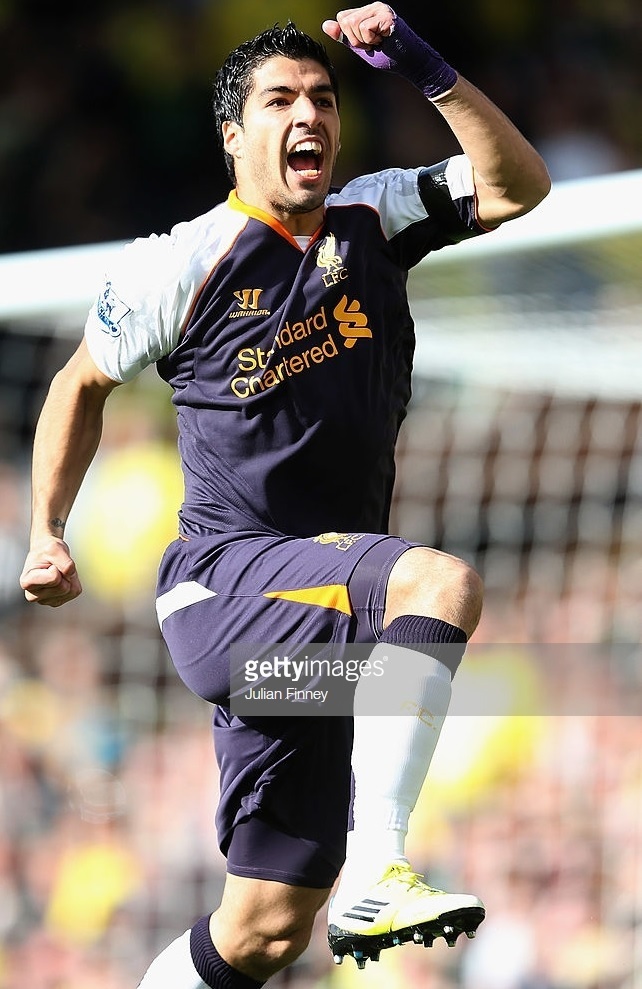 Liverpool-2012-13-WARRIOR-third-kit-Luis-Suarez.jpg