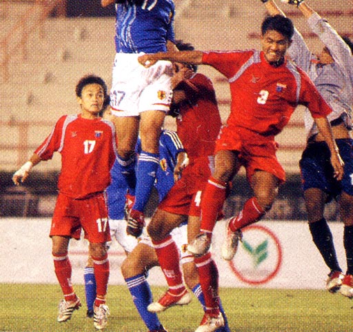 Myanmar-07-FBT-U18-home-kit-red-red-red.JPG