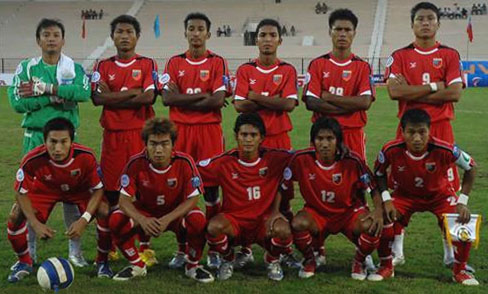 Myanmar-08-FBT1-red-red-red-group.JPG