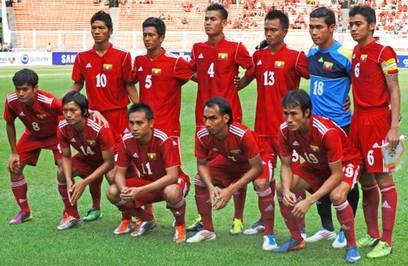 Myanmar-11-adidas-home-kit-red-red-red-line-up.jpg