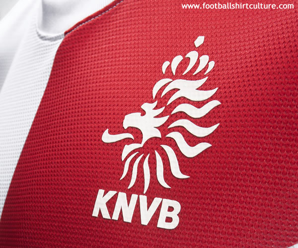 Netherlands-2013-NIKE-away-shirt-4.jpg