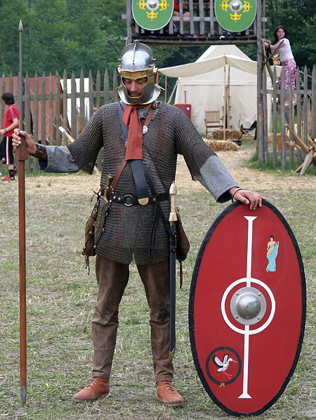 Roman_soldier_175_aC_in_northern_province.jpg
