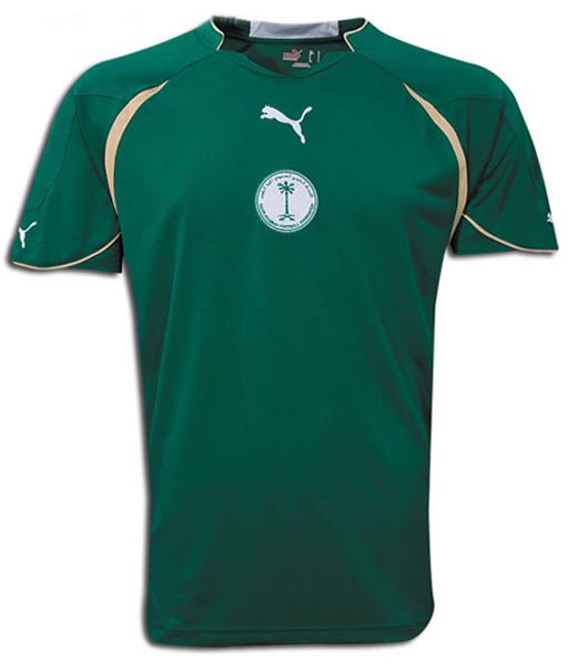 Saudi Arabia-10-11-PUMA-away-shirt.JPG