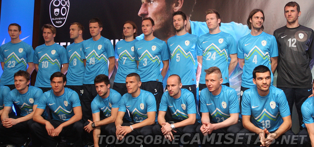 Slovenia-12-13-NIKE-new-away-shirt-4.jpg