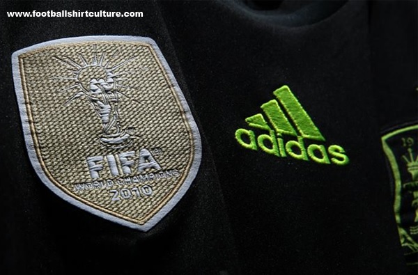 Spain-2014-adidas-ｗorld-cup-away-kit-7.jpg