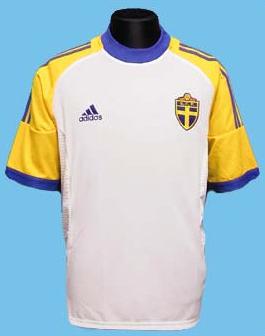 Sweden-02-03-adidas-away-shirt-1.jpg