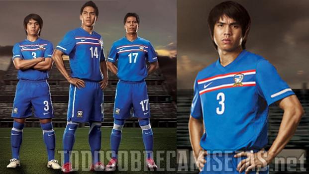 Thailand-11-12-NIKE-new-away-football-kit.JPG