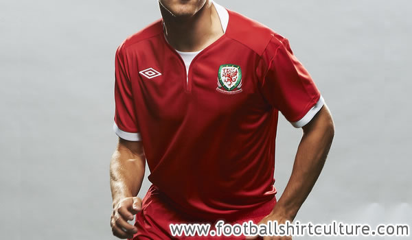 Wales-11-12-UMBRO-new-home-shirt-red-1.jpg