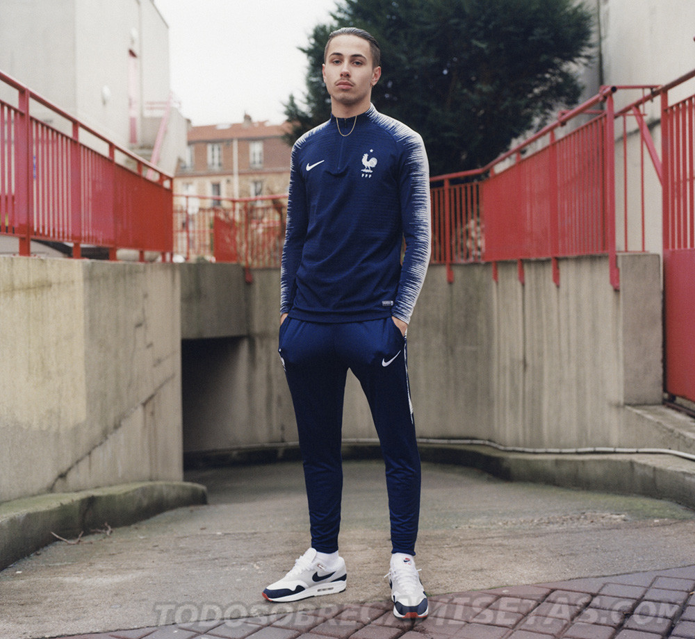 france-2018-world-cup-kits-of-31.jpg